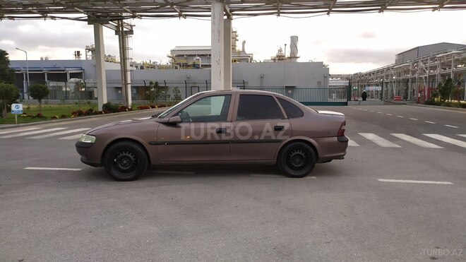 Opel Vectra 1998, 321,542 km - 1.6 л - Sumqayıt