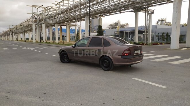 Opel Vectra 1998, 321,542 km - 1.6 л - Sumqayıt