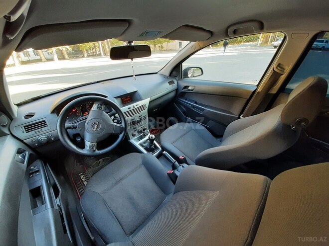 Opel Astra 2009, 180,000 km - 1.4 l - Mingəçevir