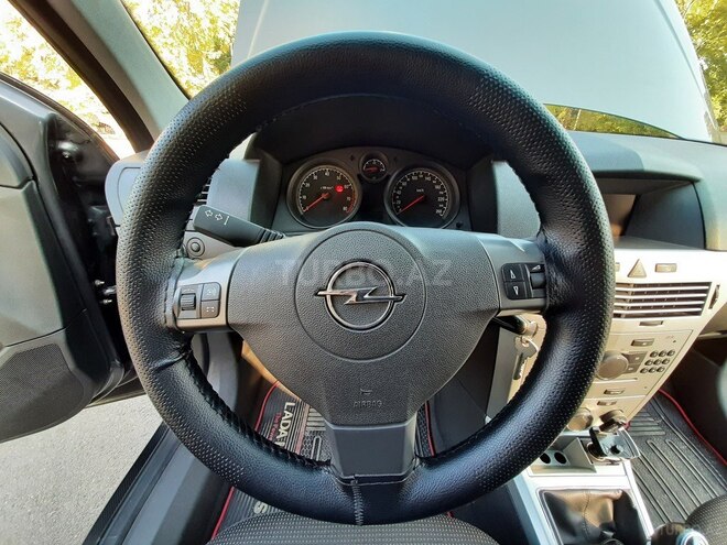 Opel Astra 2009, 180,000 km - 1.4 l - Mingəçevir