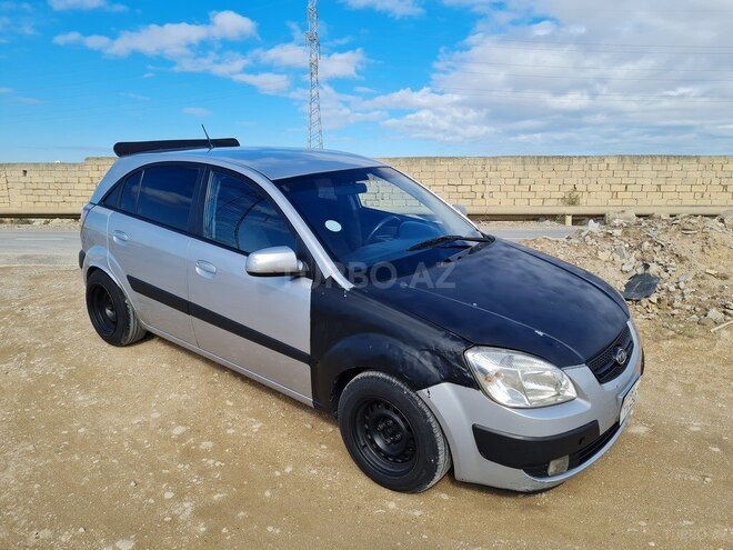 Kia Rio 2005, 300,000 km - 1.5 л - Bakı