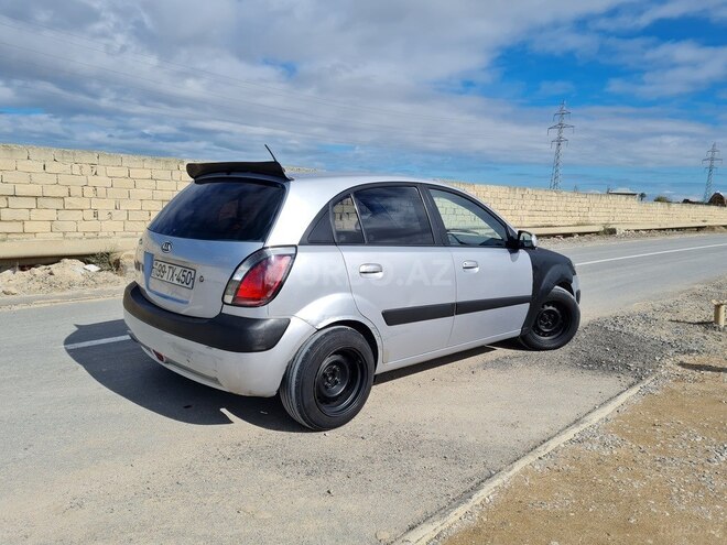Kia Rio 2005, 300,000 km - 1.5 л - Bakı
