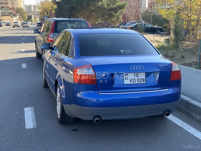 Audi A4 2002, 210,000 km - 2.4 л - Bakı