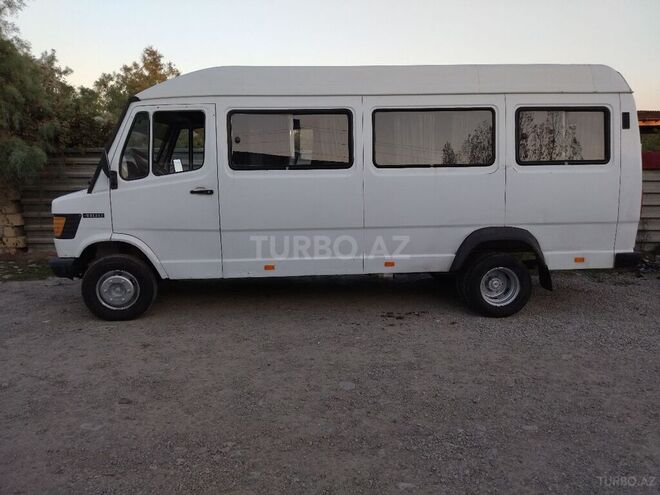 Mercedes 410 D 1996, 33,400 km - 2.5 л - Ucar