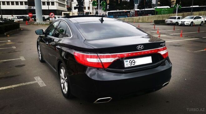 Hyundai Grandeur 2015, 98,000 km - 2.2 l - Bakı