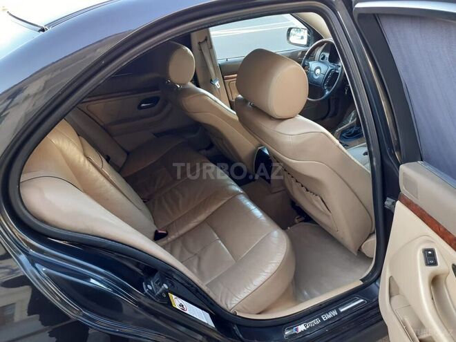 BMW 525 2001, 235,000 km - 2.5 l - Bakı
