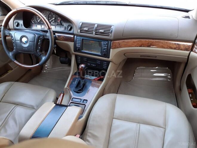 BMW 525 2001, 235,000 km - 2.5 l - Bakı