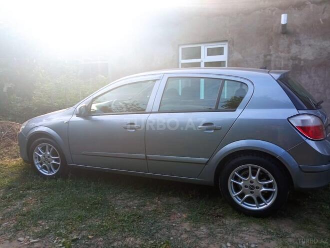 Opel Astra 2005, 151,000 km - 1.6 l - Bakı