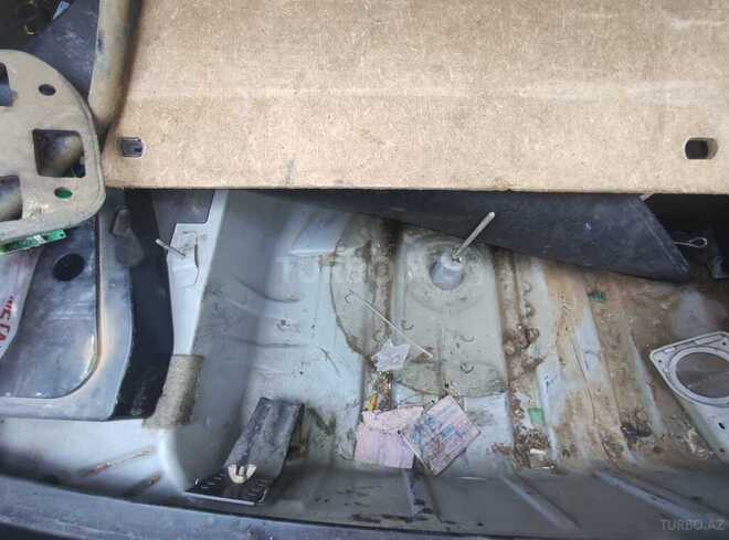 BMW 523 1997, 435,891 km - 2.5 l - Sumqayıt