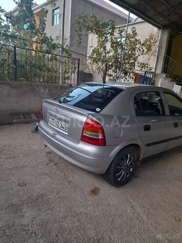 Opel Astra 2006, 200,000 km - 1.4 l - Bakı
