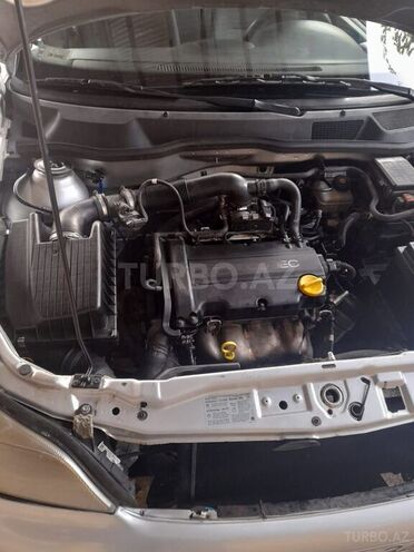 Opel Astra 2006, 200,000 km - 1.4 l - Bakı