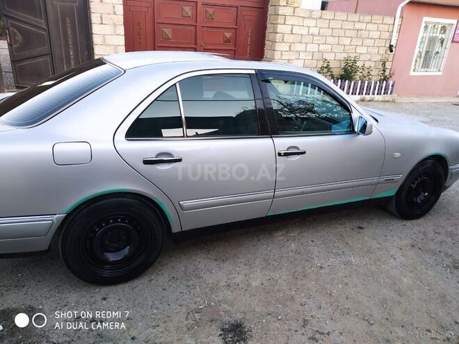 Mercedes E 230 1996, 450,000 km - 2.3 l - Bakı