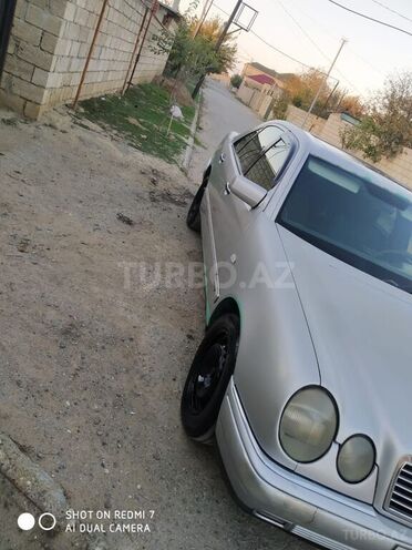 Mercedes E 230 1996, 450,000 km - 2.3 l - Bakı