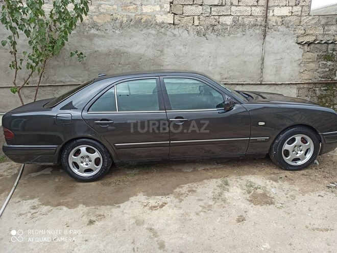 Mercedes E 320 1997, 375,000 km - 3.2 l - Bakı
