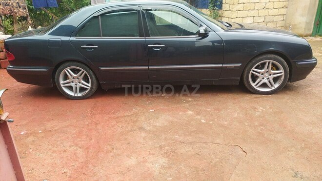 Mercedes E 240 2000, 330,000 km - 2.4 l - Masallı