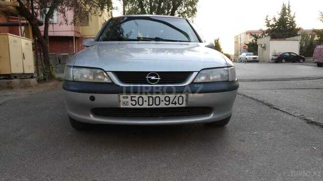 Opel Vectra 1996, 310,000 km - 2.0 l - Sumqayıt