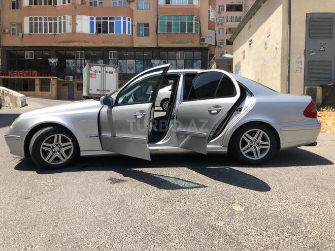 Mercedes E 240 2002, 401,000 km - 2.6 l - Bakı