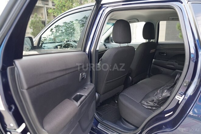 Mitsubishi Outlander 2011, 175,000 km - 2.0 l - Bakı