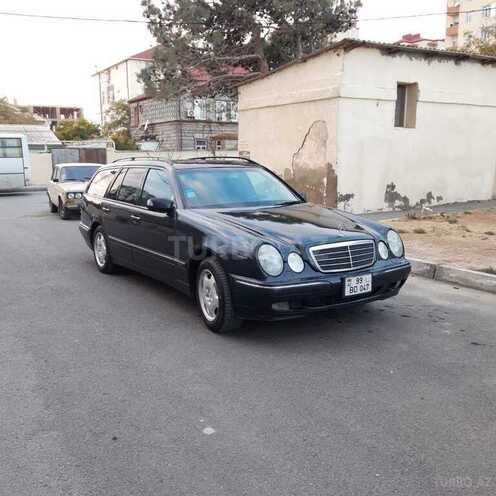 Mercedes E 220 2000, 389,567 km - 2.2 l - Bakı