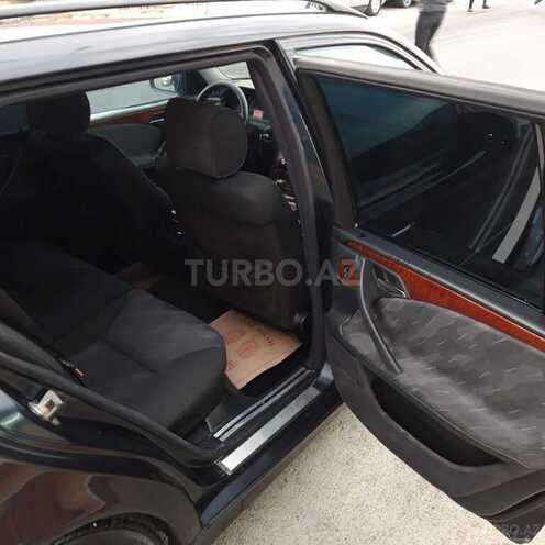 Mercedes E 220 2000, 389,567 km - 2.2 l - Bakı