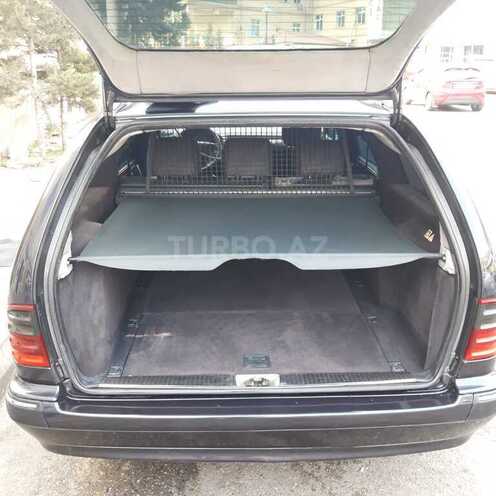 Mercedes E 220 2000, 389,567 km - 2.2 l - Bakı
