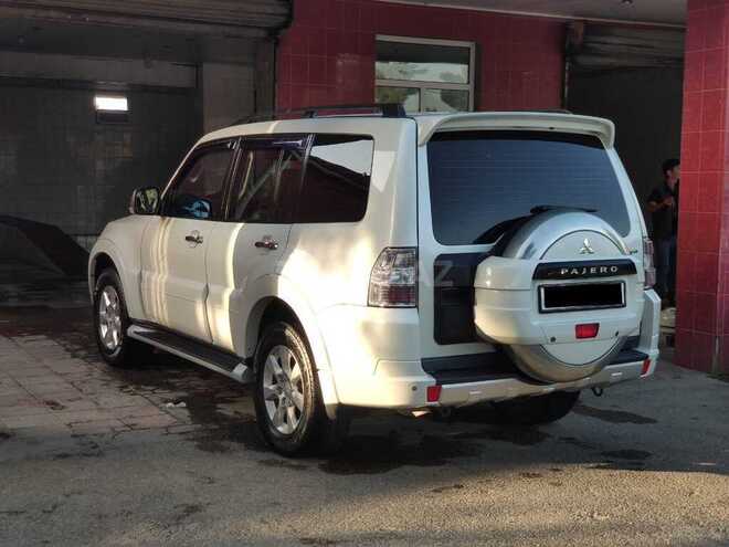 Mitsubishi Pajero 2013, 123,000 km - 3.5 l - Bakı