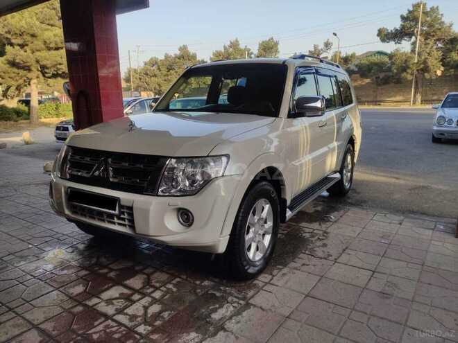 Mitsubishi Pajero 2013, 123,000 km - 3.5 l - Bakı