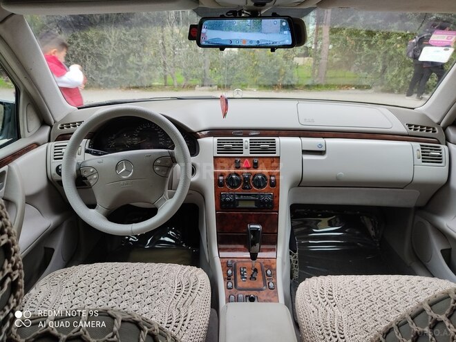 Mercedes E 240 1999, 451,904 km - 2.4 l - Sumqayıt