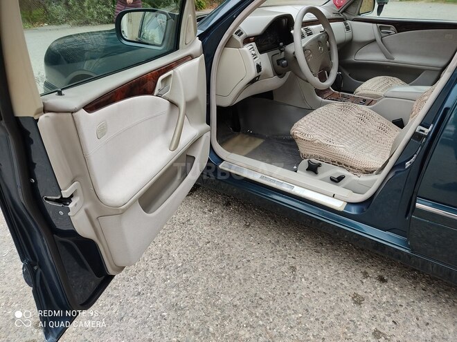 Mercedes E 240 1999, 451,904 km - 2.4 l - Sumqayıt