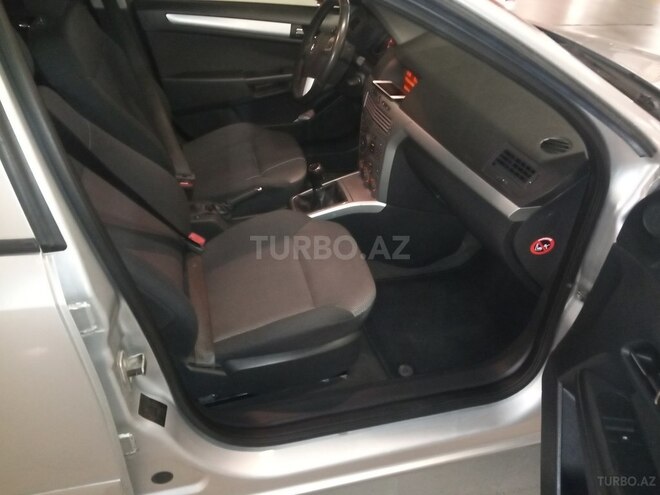 Opel Astra 2009, 187,000 km - 1.4 l - Gəncə