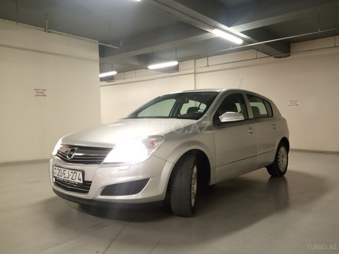 Opel Astra 2009, 187,000 km - 1.4 l - Gəncə