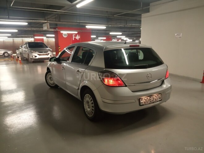 Opel Astra 2009, 187,000 km - 1.4 l - Gəncə