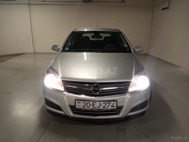 Opel Astra 2009, 187,000 km - 1.4 l - Gəncə