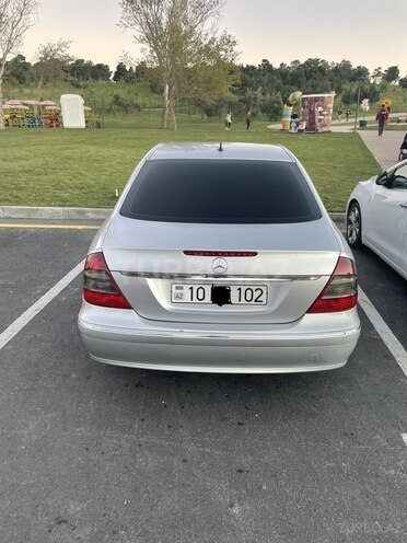 Mercedes E 200 2007, 280,600 km - 2.2 л - Bakı
