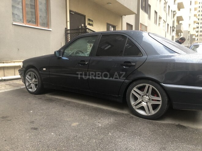 Mercedes C 200 2000, 149,000 km - 2.0 l - Bakı
