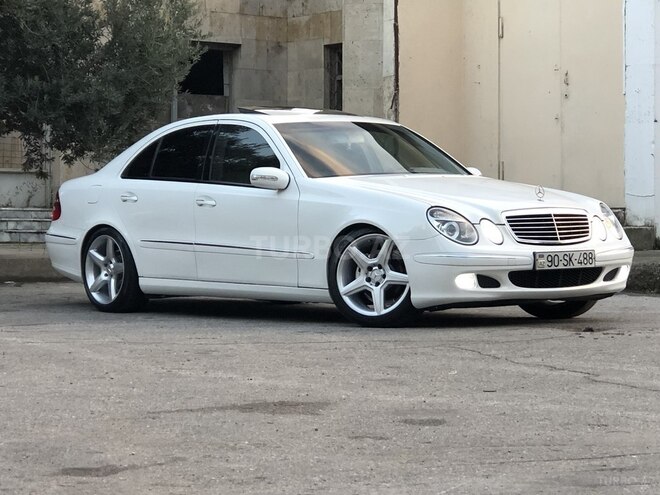 Mercedes E 320 2002, 298,000 km - 3.2 l - Bakı