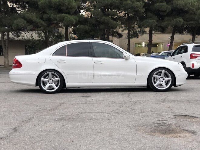 Mercedes E 320 2002, 298,000 km - 3.2 l - Bakı