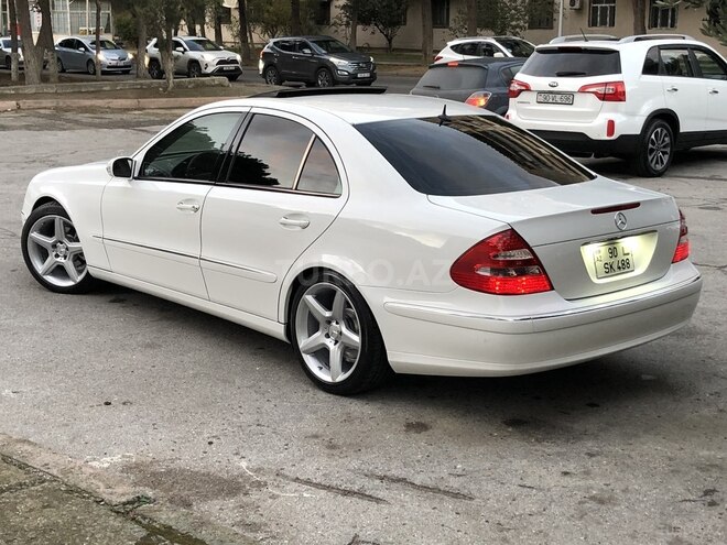 Mercedes E 320 2002, 298,000 km - 3.2 l - Bakı