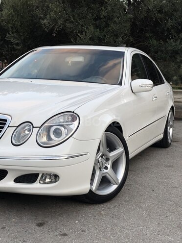 Mercedes E 320 2002, 298,000 km - 3.2 l - Bakı