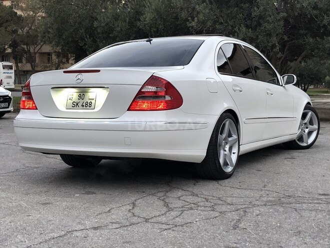 Mercedes E 320 2002, 298,000 km - 3.2 l - Bakı
