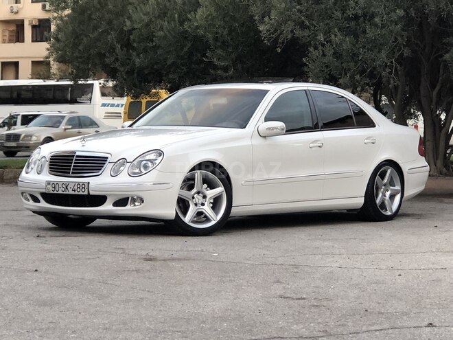 Mercedes E 320 2002, 298,000 km - 3.2 l - Bakı