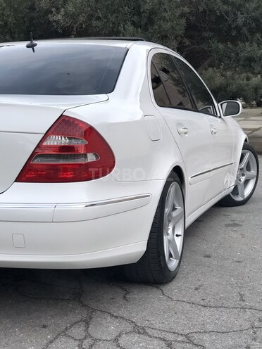 Mercedes E 320 2002, 298,000 km - 3.2 l - Bakı