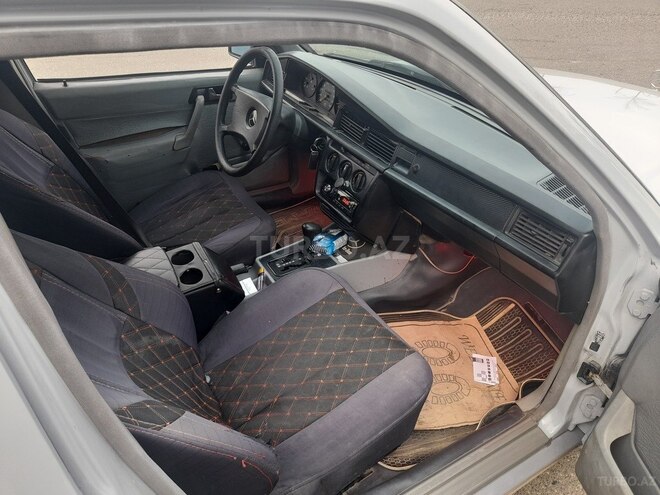 Mercedes 190 1991, 228,000 km - 2.0 l - Bakı