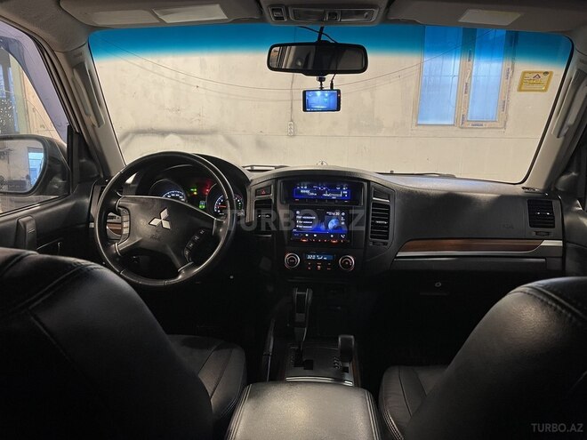 Mitsubishi Pajero 2008, 230,000 km - 3.0 l - Bakı