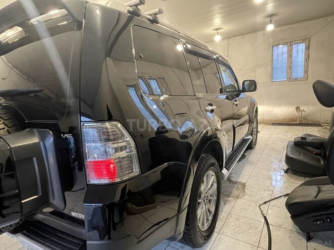 Mitsubishi Pajero 2008, 230,000 km - 3.0 l - Bakı
