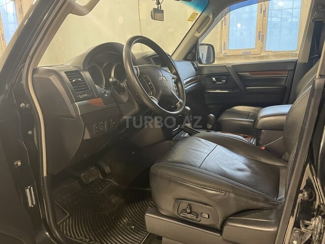 Mitsubishi Pajero 2008, 230,000 km - 3.0 l - Bakı
