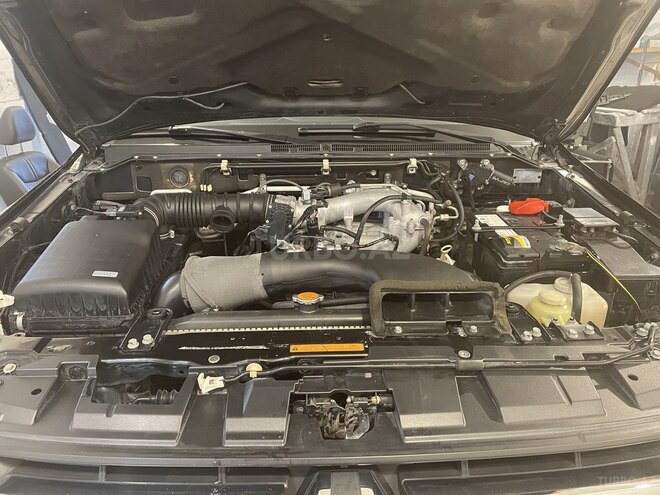 Mitsubishi Pajero 2008, 230,000 km - 3.0 l - Bakı