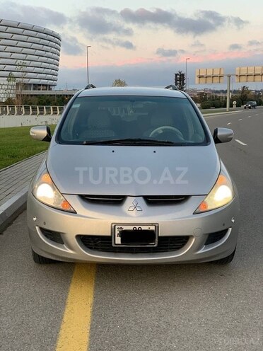 Mitsubishi Grandis 2003, 240,000 km - 2.4 l - Bakı
