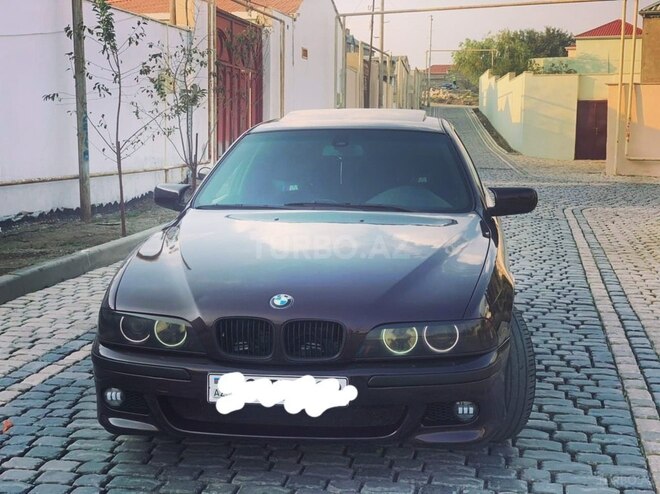 BMW 528 1999, 267,000 km - 2.8 l - Bakı