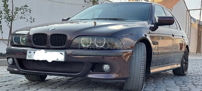 BMW 528 1999, 267,000 km - 2.8 l - Bakı